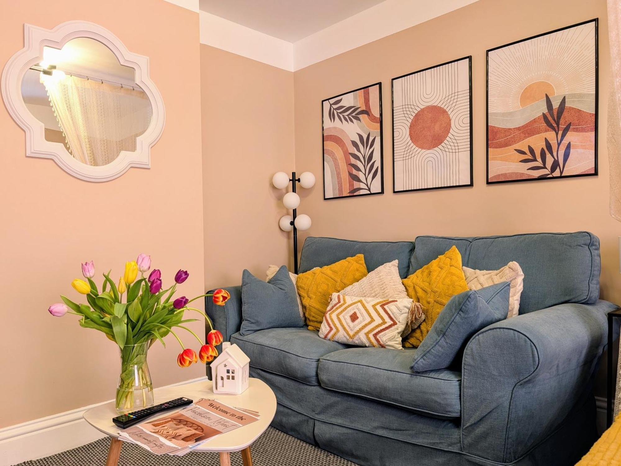 Peacehaven Retreat - 4 Minutes From The Beach! Pet Friendly! Weymouth Eksteriør billede
